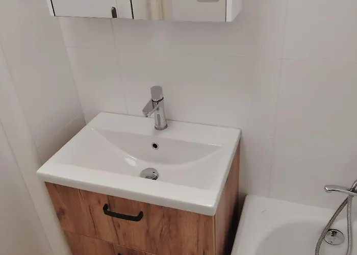 アパート V Roznave *