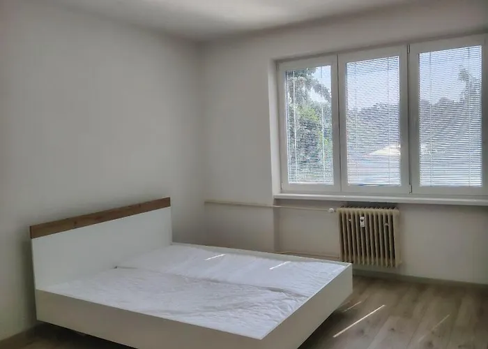 アパート V Roznave *